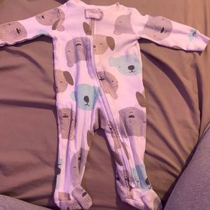 Carter’s Footie